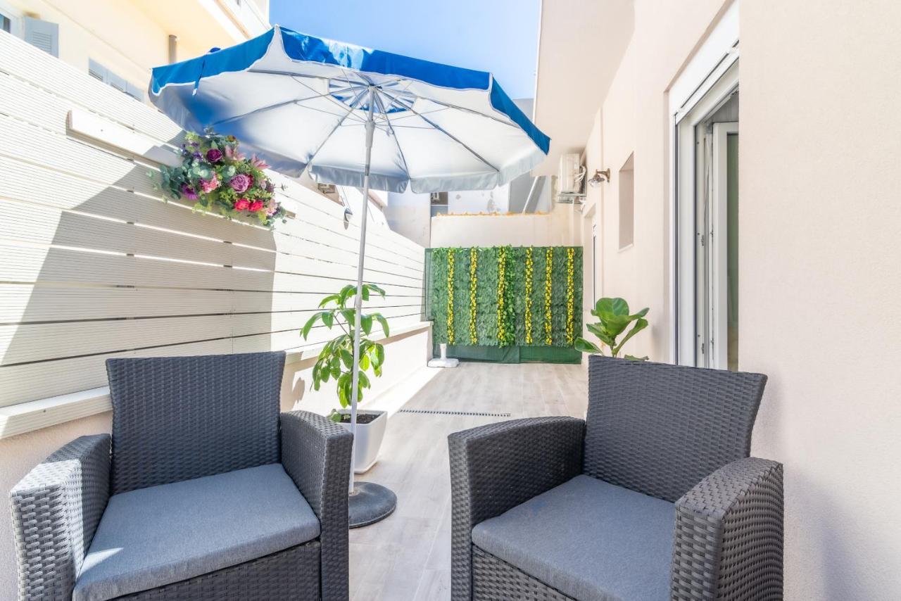 Sophia'S Comfortable Home With A Private Backyard Gazi Zewnętrze zdjęcie